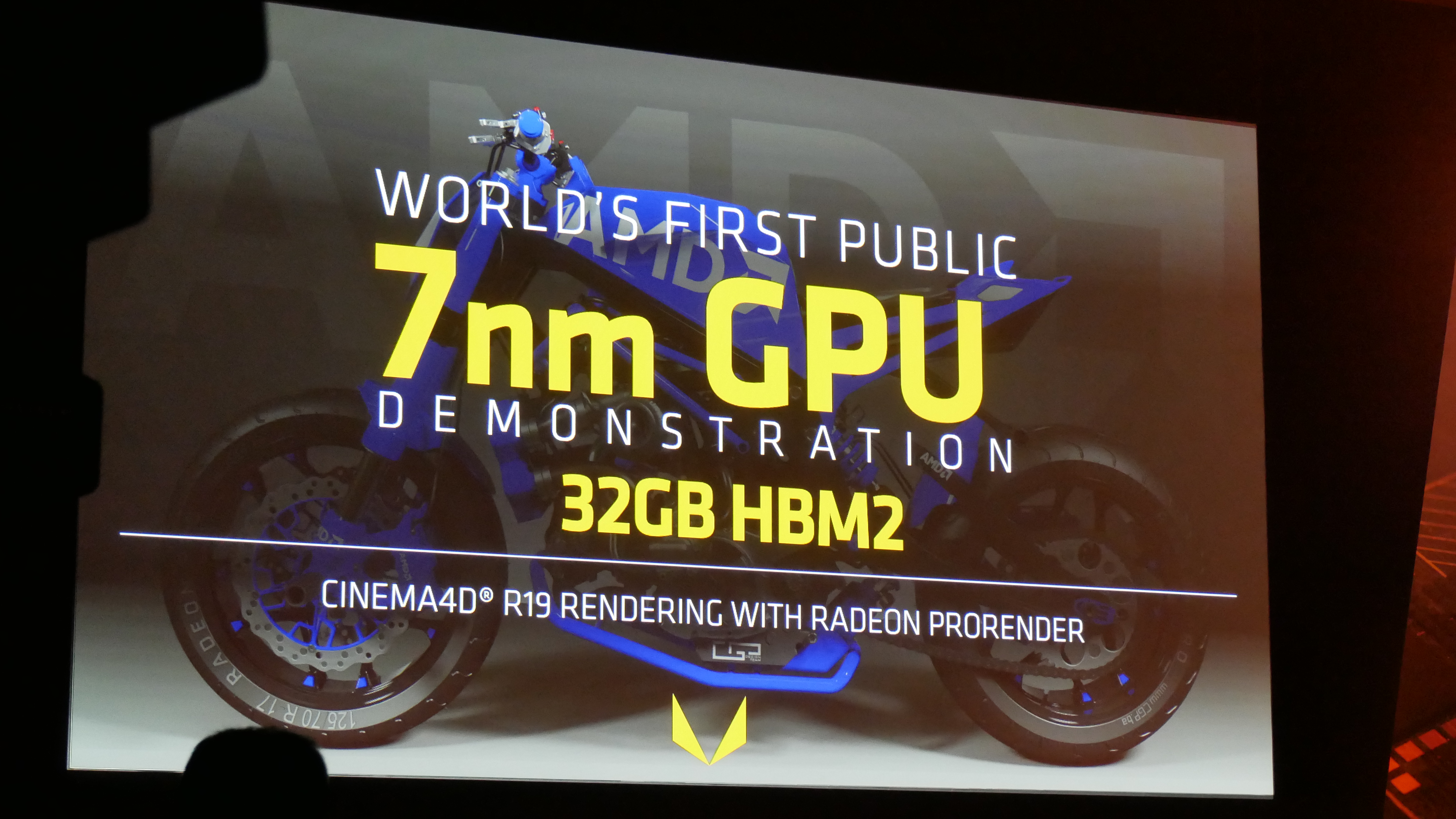 Vega 20 wird in 7nm gefertigt, hat 32 GB HBM2 und erscheint 2018