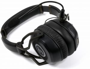 Sauberer Klang zum angemessenen Preis: Teufel Cage Gaming-Headset im Test